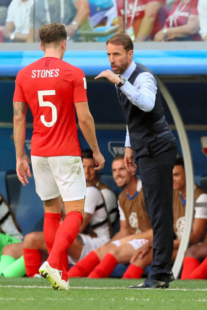 坛的崭露头 坛的崭露头